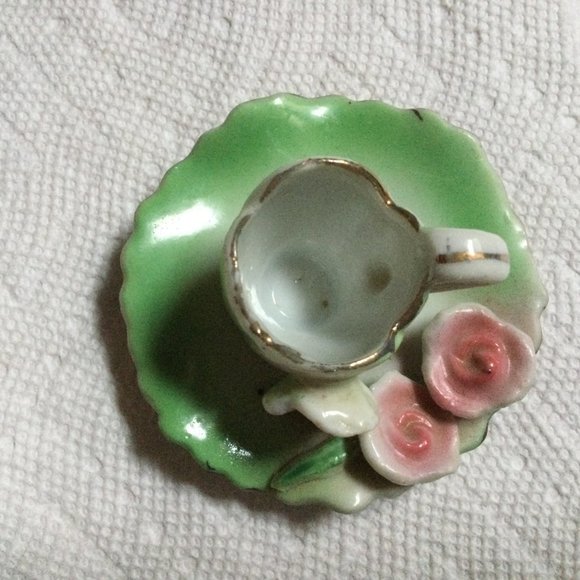 Vintage- miniature/ tiny TEA CUP AND SAUCER- made in Japan-3D pink Flower - Picture 4 of 9